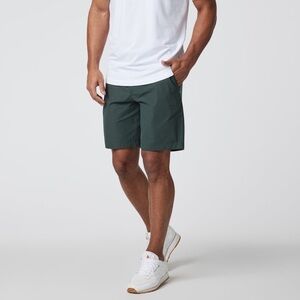 Vuori Meta Shorts Men’s Size 28 Aspen Gray Blue 8” Inseam Chino V379 Golf Active